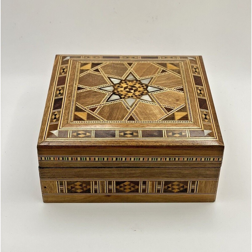 Syrian Handmade Wooden Trinket Jewelry Box 4.25 Inches Used